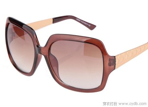 瘦臉太陽(yáng)鏡 打造早春時(shí)尚氣場(chǎng)