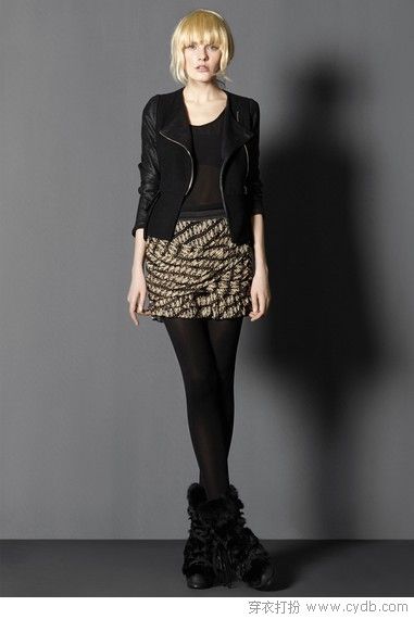 薄外套拉開春之序幕