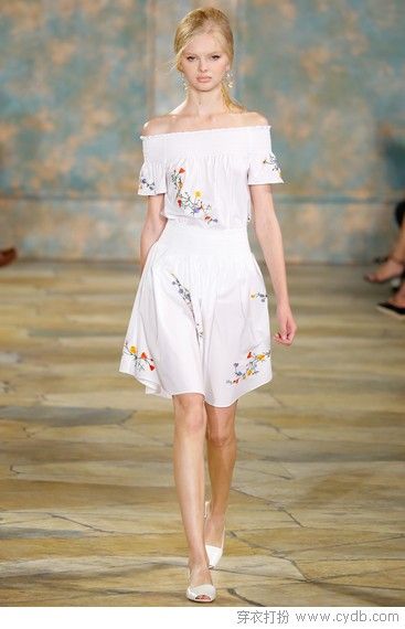 青春時尚感著裝，無縫對接校園職場