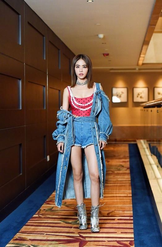 蔡依林奇葩時(shí)裝大片，明明衣品那么好偏偏走搞怪風(fēng)！