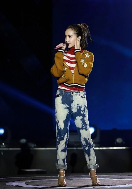 蔡依林奇葩時(shí)裝大片，明明衣品那么好偏偏走搞怪風(fēng)！